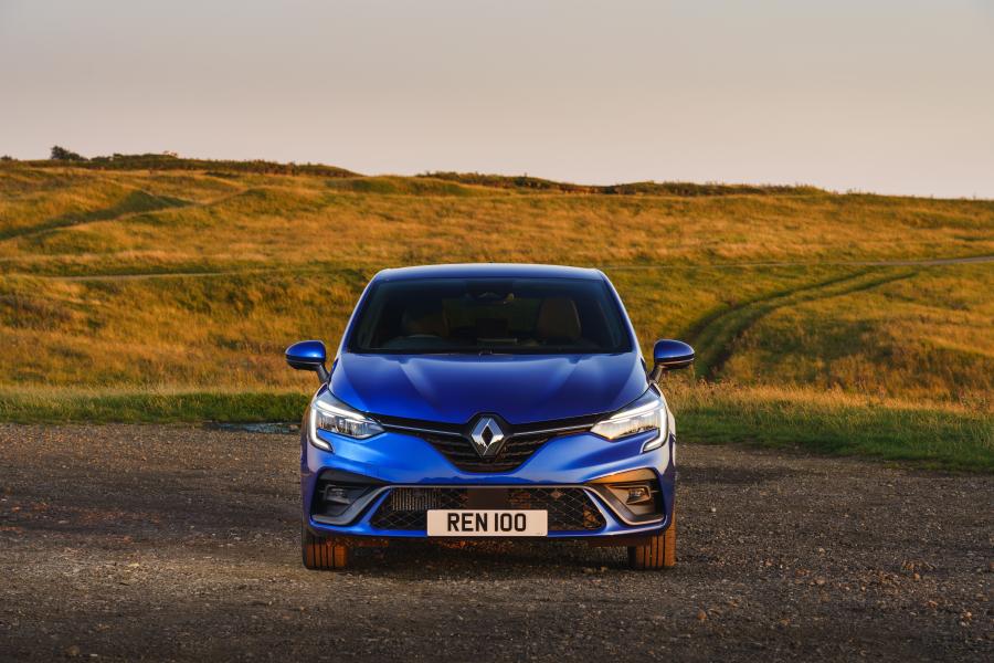  Renault Clio R.S. Line 2019 года  (UK) (фото 33 из 40)